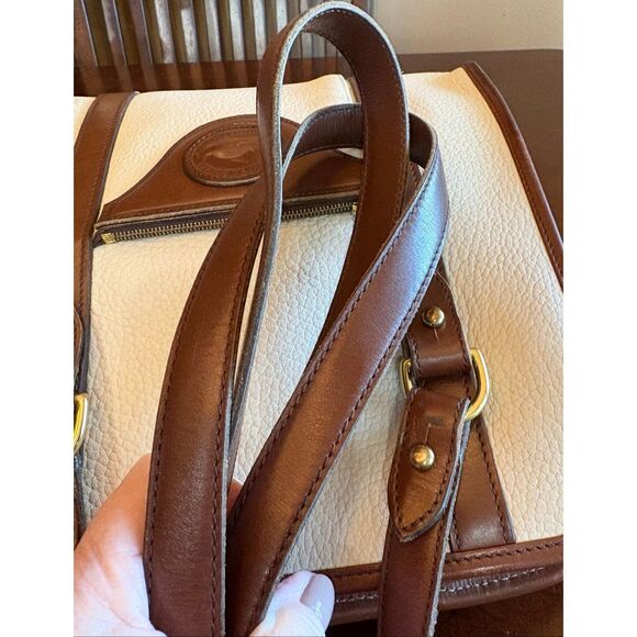 DOONEY & BOURKE - Vintage All Weather Leather (AWL) Shoulder Bag/Cream & Brown - Picture 11 of 16